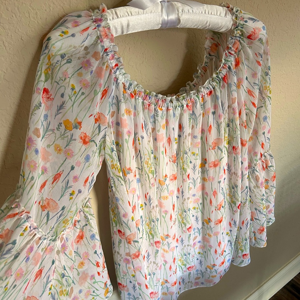 Bailey 44 women size L soft flowing floral top